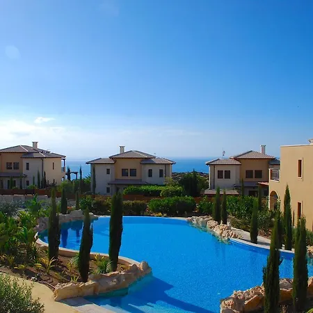 Appartamento 2 Bedroom Themis With Stunning Sea Views Aphrodite Hills Kouklia
