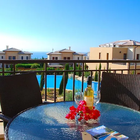 2 Bedroom Themis With Stunning Sea Views Aphrodite Hills Appartamento *