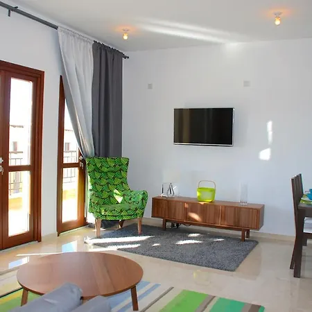 Appartamento 2 Bedroom Themis With Stunning Sea Views Aphrodite Hills Kouklia