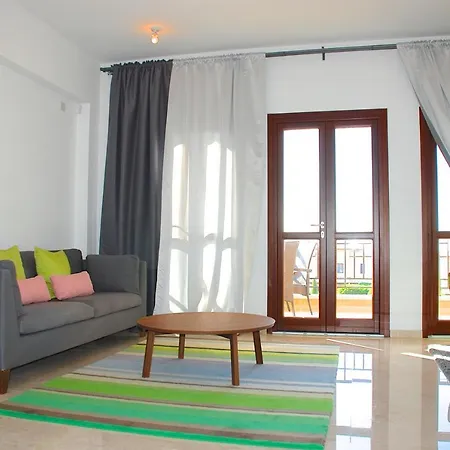 Appartamento 2 Bedroom Themis With Stunning Sea Views Aphrodite Hills Kouklia