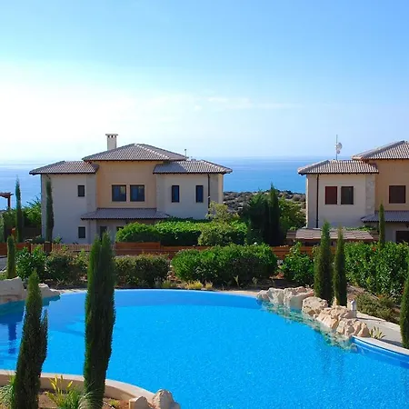 2 Bedroom Themis With Stunning Sea Views Aphrodite Hills Apartment Kouklia